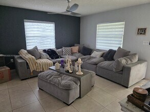 409 SW 8th Ave in Florida City, FL - Building Photo - Building Photo