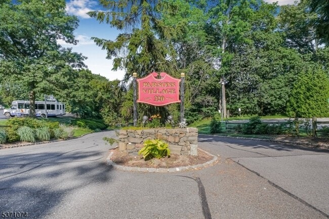 320 South St in Morristown, NJ - Building Photo - Building Photo