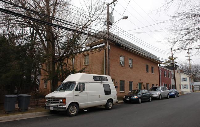 7 North St NE in Leesburg, VA - Building Photo - Building Photo