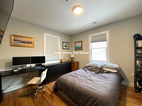 188 Boylston St, Unit 1 in Boston, MA - Building Photo - Building Photo