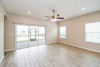 7015 Longleaf Branch Dr in Jacksonville, FL - Building Photo - Building Photo