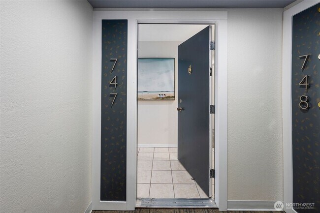 6674 138th Ave NE in Redmond, WA - Building Photo - Building Photo