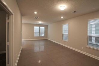 8609 Cedar Brook Point Dr in Houston, TX - Building Photo - Building Photo