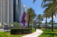 Apartments in Sunny Isles Beach, FL