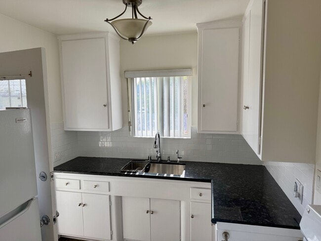 5424 Vantage Ave, Unit 5424 in Valley Village, CA - Building Photo - Building Photo