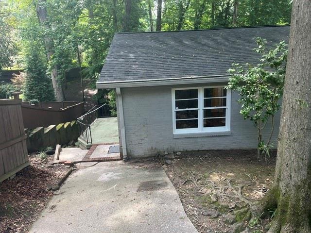 property at 2086 Evergreen Ln NW