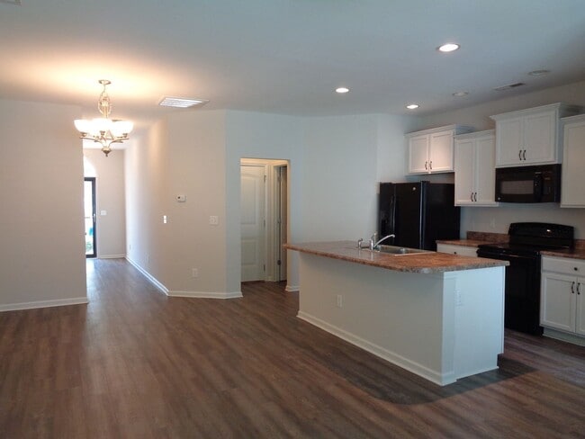 2451 Hartfield Cir in Winston-Salem, NC - Building Photo - Building Photo