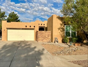 10215 Marin Dr NW in Albuquerque, NM - Building Photo - Building Photo