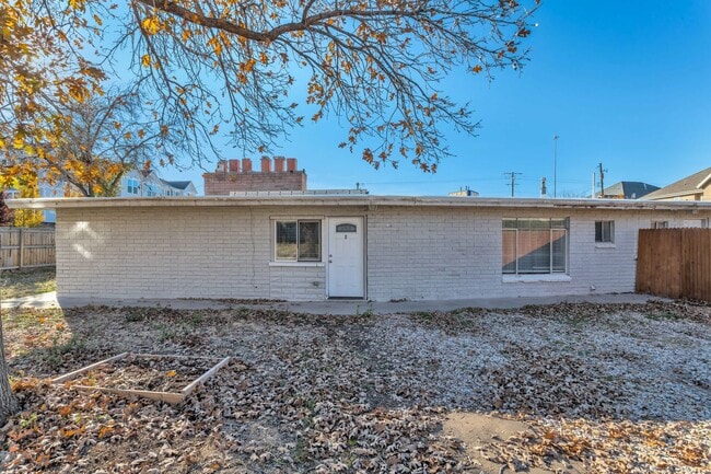 13413 Minuteman Dr