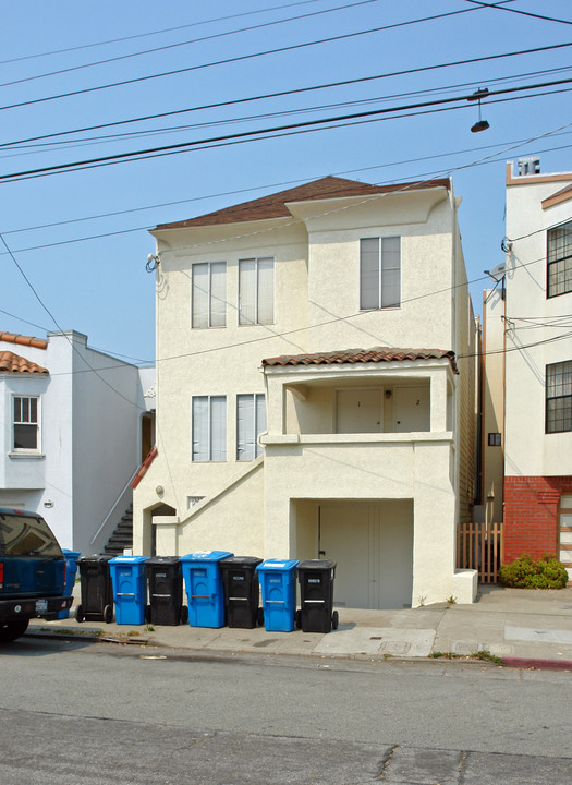 1327 45th Ave in San Francisco, CA - Foto de edificio