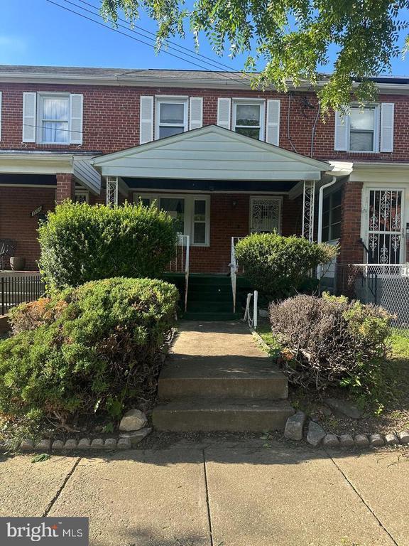 1902 T St SE in Washington, DC - Building Photo - Building Photo