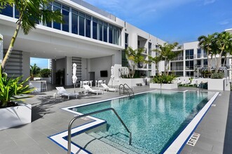 111 SE 1st Ave, Unit 214 in Delray Beach, FL - Building Photo - Building Photo