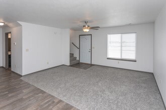 Creekside Commons in Harrisburg, SD - Building Photo - Interior Photo