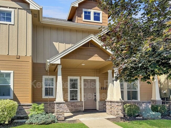 property at 2223 S Dorothy Ave