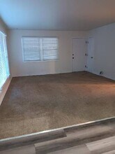 1145 W Jackman St, Unit 1145 in Lancaster, CA - Building Photo - Building Photo