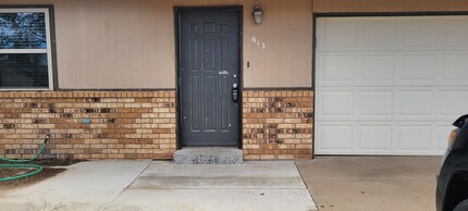 613 Corrales Rd in Clovis, NM - Building Photo - Building Photo