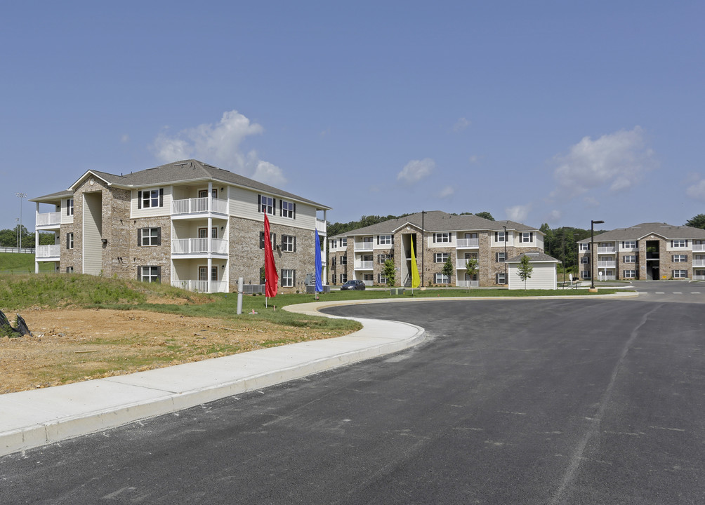 Franklin Pointe in Clinton, TN - Foto de edificio