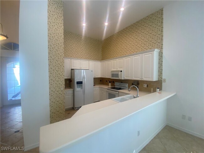 6046 Shallows Way in Naples, FL - Building Photo - Building Photo