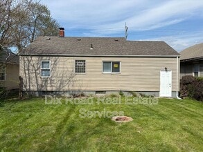 1925 Highland St in Middletown, OH - Building Photo - Building Photo