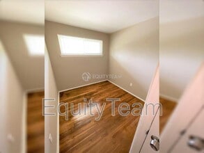 4310 Sunburst Ln in Cincinnati, OH - Building Photo - Building Photo