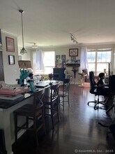 850 E Main St in Stamford, CT - Building Photo - Building Photo