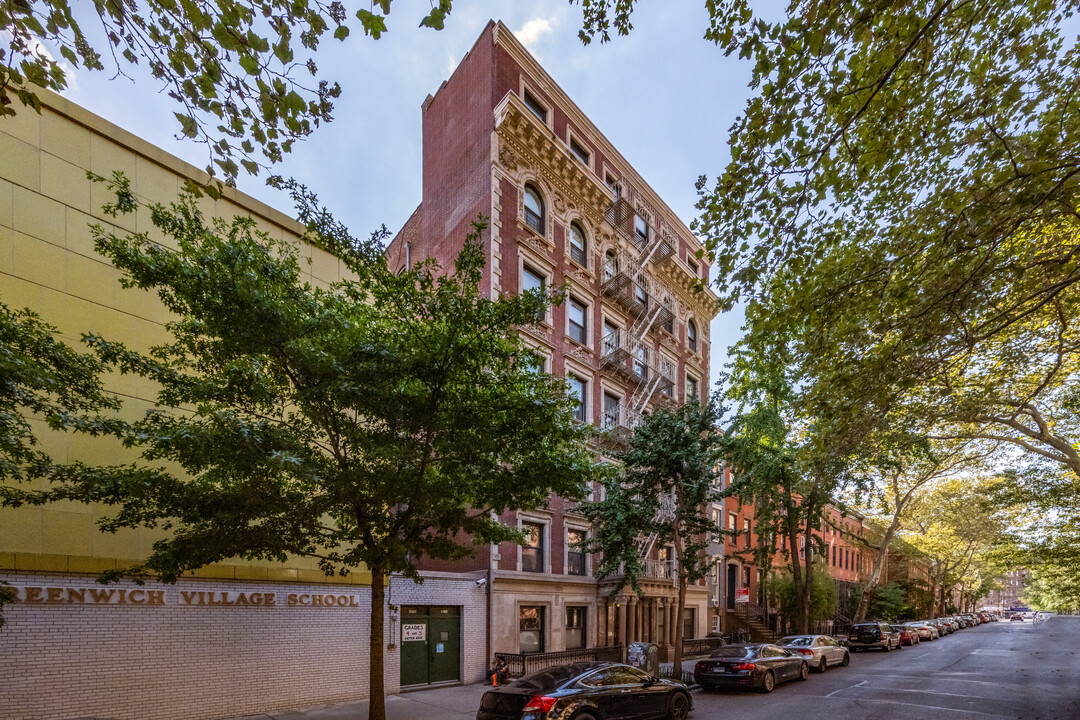 126 W 11th St in New York, NY - Foto de edificio