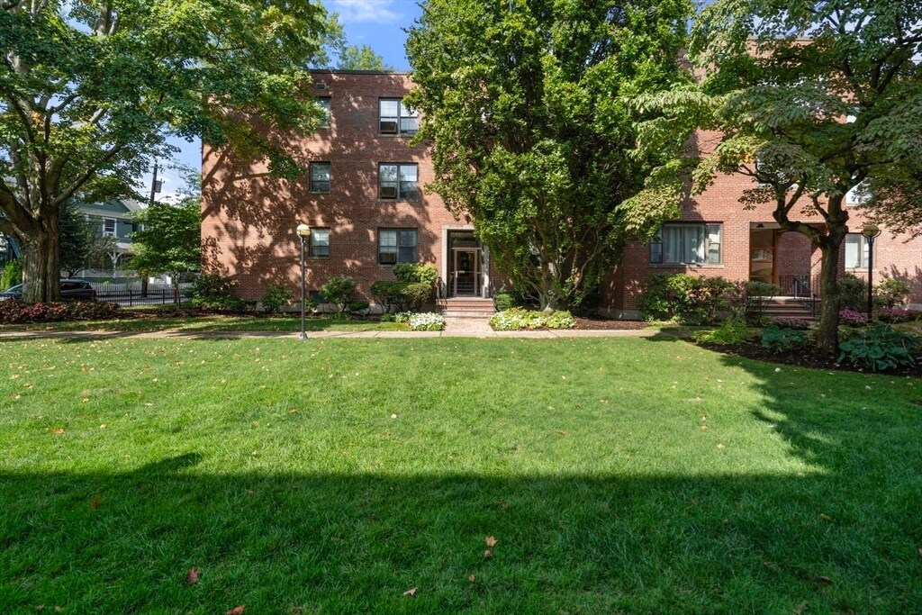 57 Harvard Ave in Brookline, MA - Building Photo