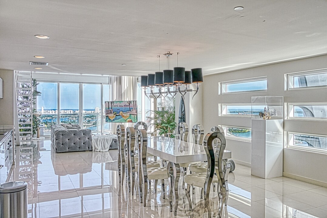 1040 Biscayne Blvd, Unit 2901 in Miami, FL - Foto de edificio