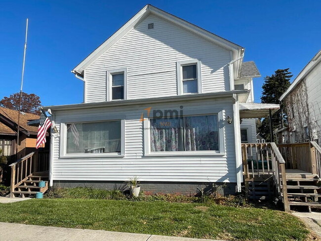 property at 807 Rose St