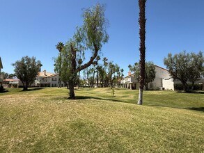688 Vista Lago Cir N in Palm Desert, CA - Building Photo - Building Photo