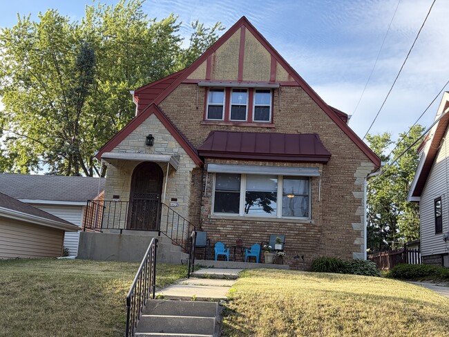 property at 6424 W Wright St