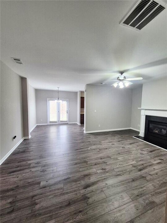 1013 Nightfall Ct NW in Suwanee, GA - Building Photo