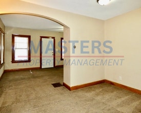 1133 Parkside Blvd in Toledo, OH - Building Photo - Building Photo