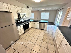 901 W Westchester Ave in Tempe, AZ - Building Photo - Building Photo