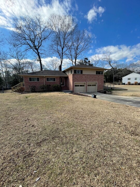 7 Windemere Dr in Greenville, SC - Building Photo