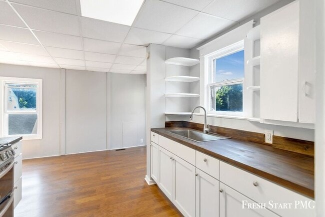 613 Davis St in Kalamazoo, MI - Building Photo - Building Photo