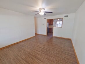 3541 S Southwood Dr in Wichita, KS - Building Photo - Building Photo