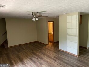 2617 Shore Wood Ct NE in Conyers, GA - Building Photo - Building Photo