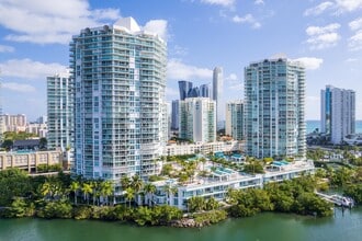 Oceania V in Sunny Isles Beach, FL - Building Photo - Building Photo