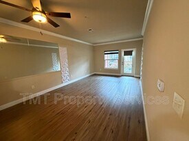 8434 Walerga Rd in Antelope, CA - Building Photo