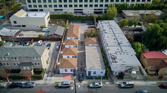 3812 Wisconsin St in Los Angeles, CA - Foto de edificio - Building Photo