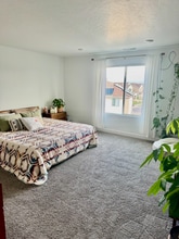 3923 W Rock Is Ave in Lehi, UT - Building Photo - Building Photo