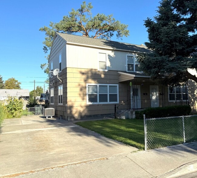 property at 1307 Perkins Ave