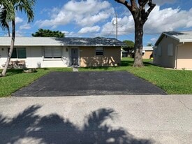 2822 Duke Ln in Delray Beach, FL - Building Photo