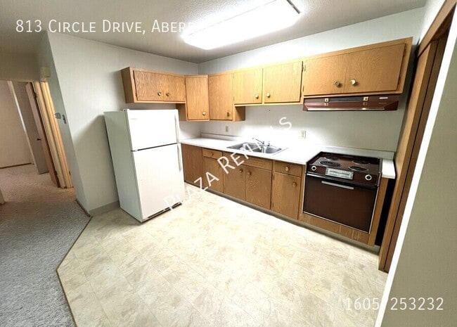 2119 4th Ave SE in Aberdeen, SD - Building Photo - Building Photo
