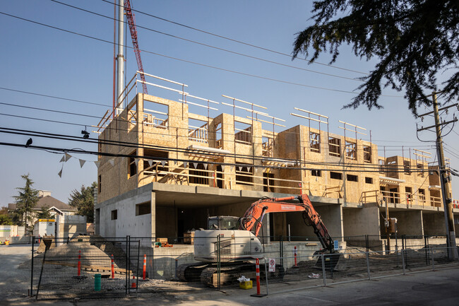 Eastleigh in Langley, BC - Building Photo - Building Photo