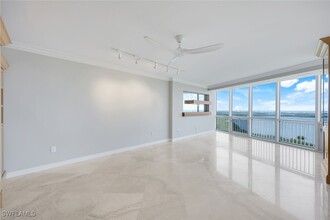 4801 Bonita Bay Blvd in Bonita Springs, FL - Foto de edificio - Building Photo