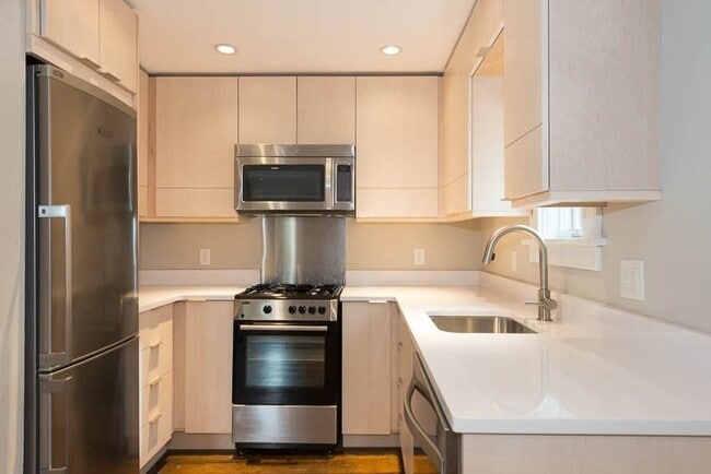 property at 23 Grant St