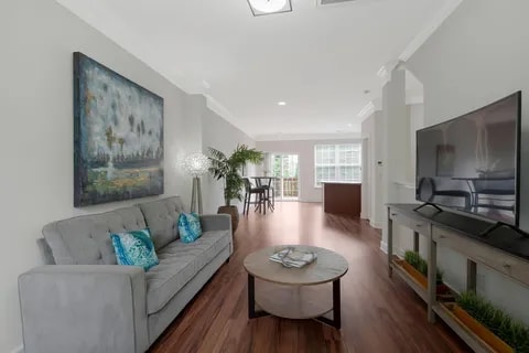 8242 Lenox Creekside Dr in Nashville, TN - Building Photo - Building Photo
