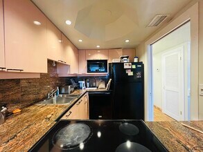 55 NE Spanish Trail in Boca Raton, FL - Building Photo - Building Photo